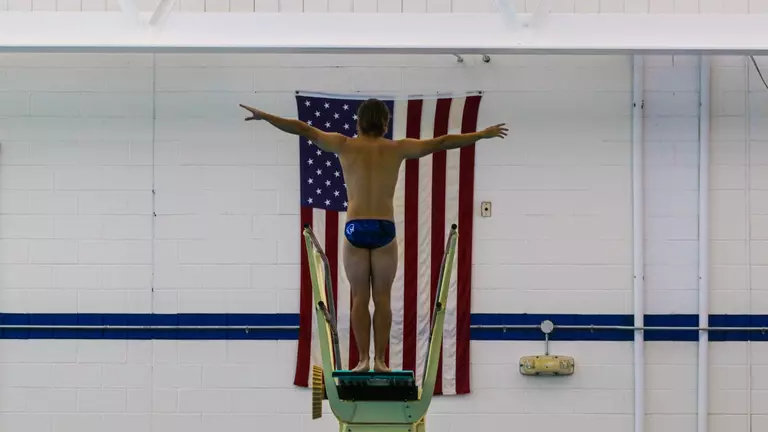 Pirates Narrowly Fall to Towson in Road Opener 157-142