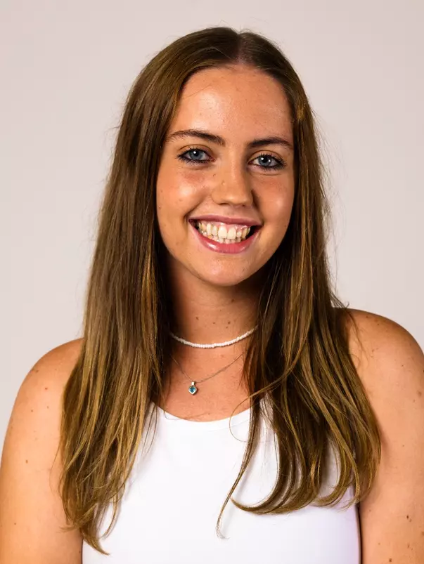 Arabella Moen Headshot