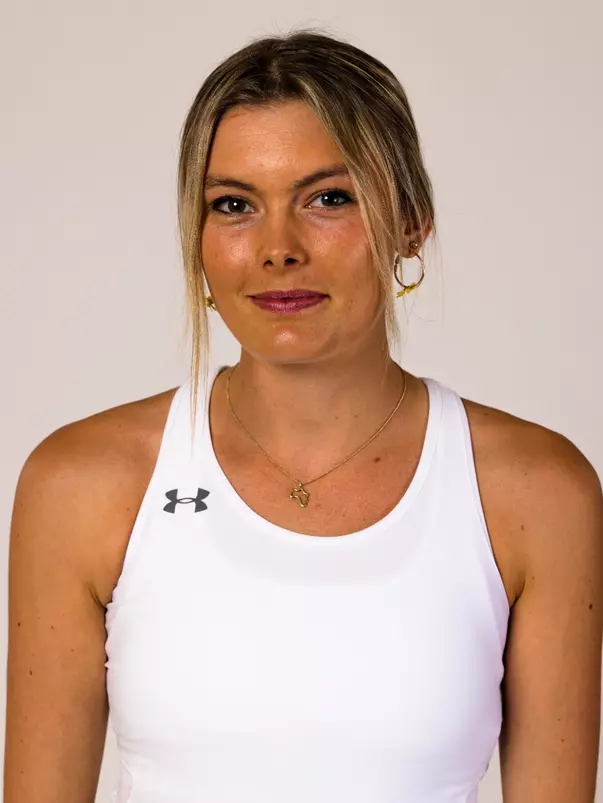 Paige Wise Headshot