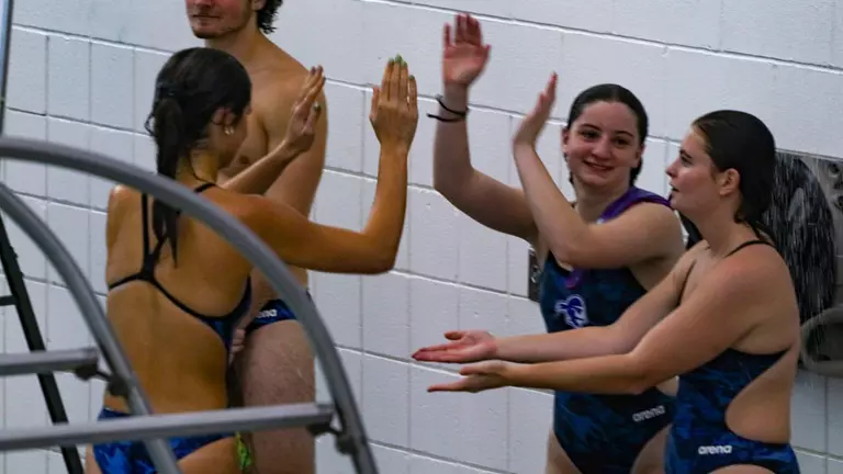 Pirates Down Lehigh 123-115 in Close Meet