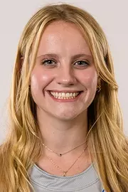 Julia Smith Headshot