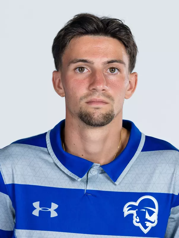 Fernandez Headshot