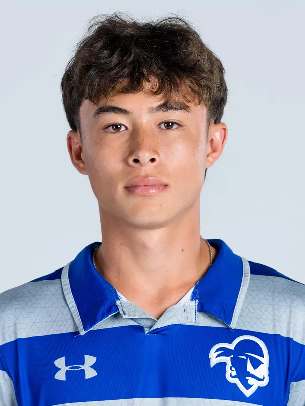Akira Bofinger Headshot