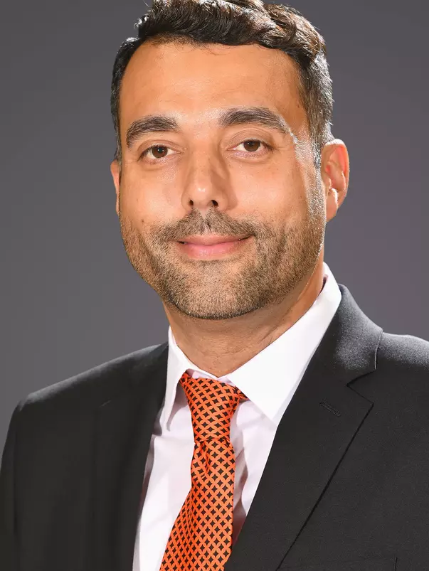 Nelson Hernandez Headshot