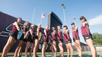 2016-17 Women's Tennis team