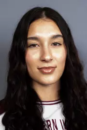 Beatriz Piaia Headshot
