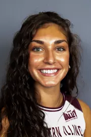 Ella McFarland Headshot