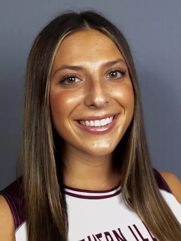 Isabella Del Real Headshot