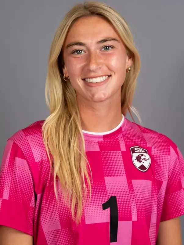 Reagan Miller headshot