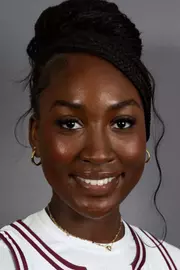 Lynelle Awou Headshot