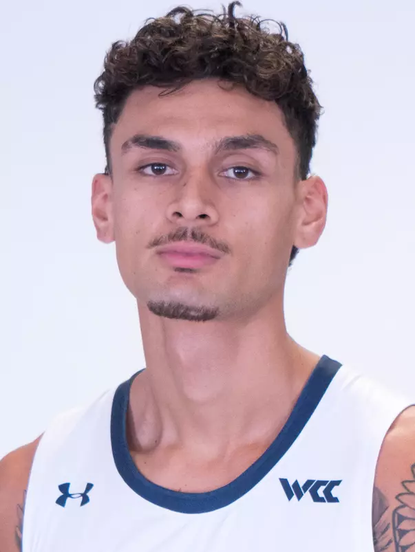 MBB Fotu Headshot 2021