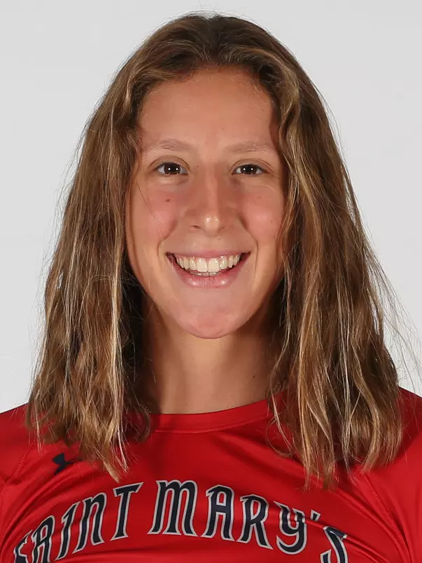 Elena Baka Headshot 2021