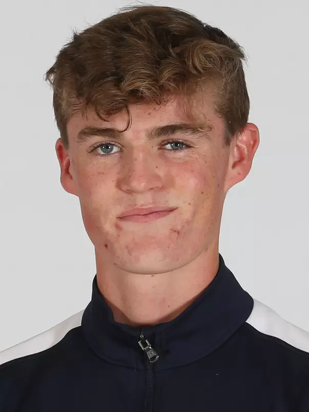 Donovan Headshot 2021