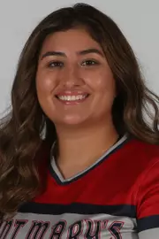 SB Earle Headshot 2022
