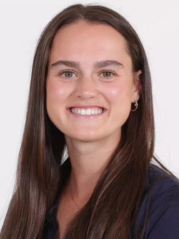 Emily Ferbet Headshot