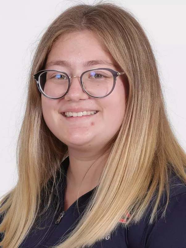 Madison Cicollela Headshot