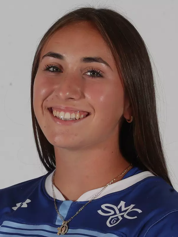 Banuelos, Isabella