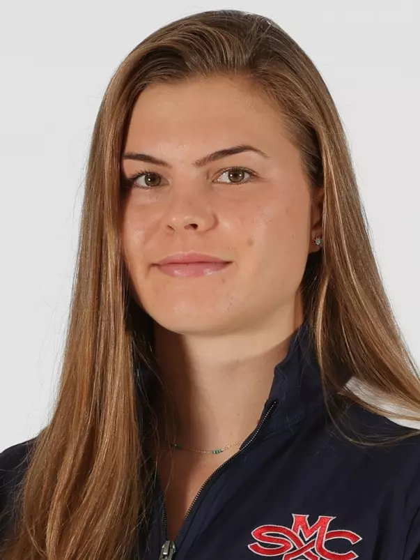 Madeline Fletcher Headshot 2022