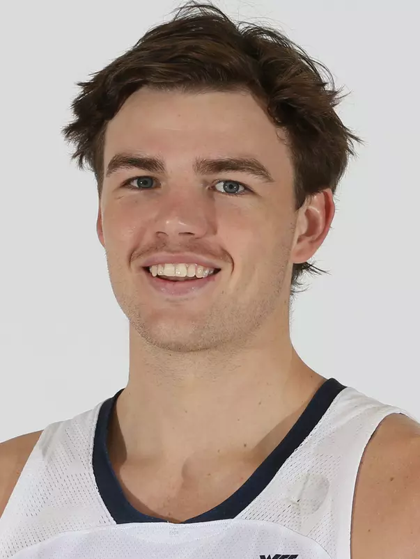 Ducas Headshot 2022-23