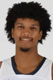 Howell Headshot 2022-23