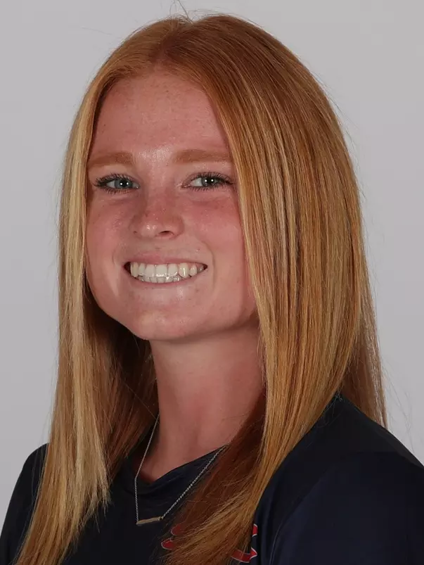 Camryn Cruz Headshot 2023