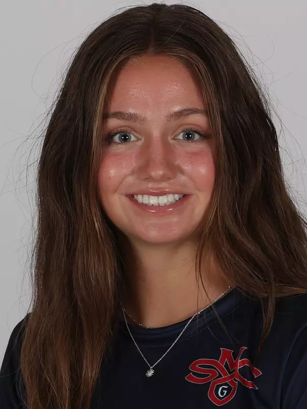 Jessie Hawes Headshot 2023