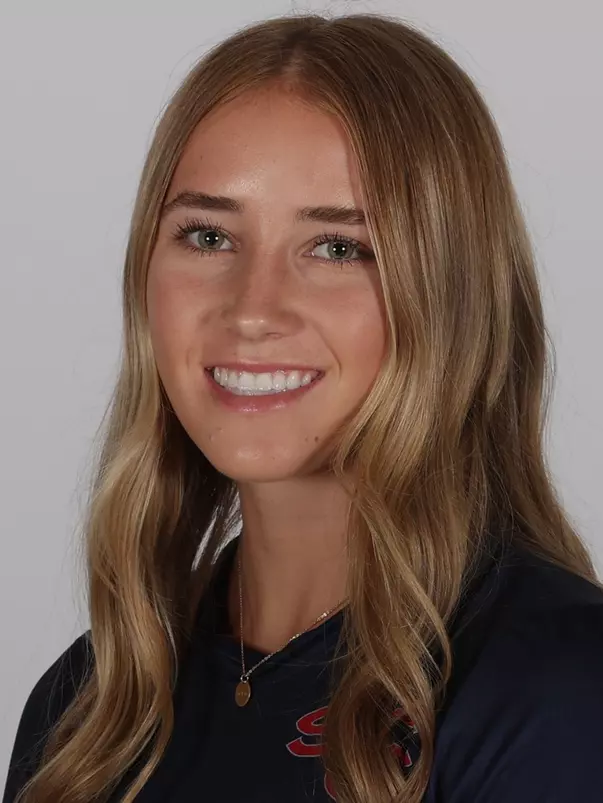 Abby Buys Headshot 2023