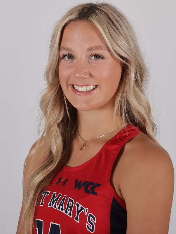 Sophia Fields 2025 Headshot