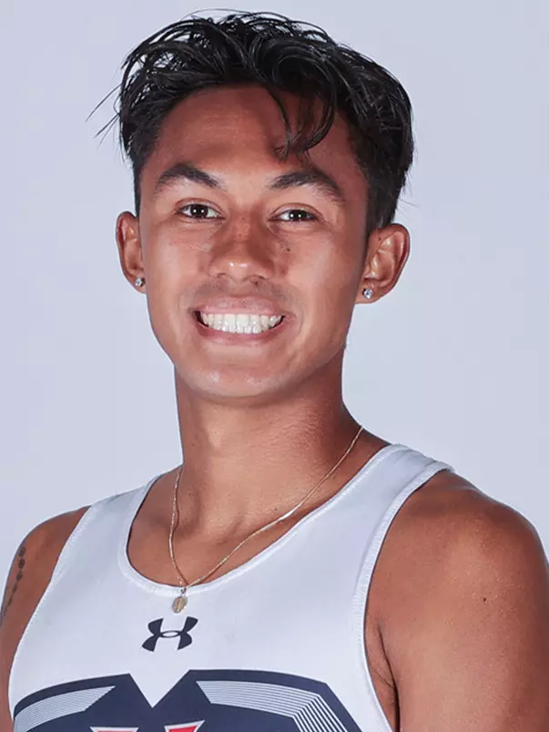 Noah Pagaran Headshot 24