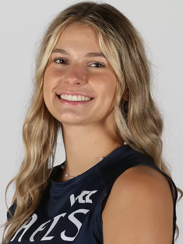 Tessa Schouten Headshot 2024