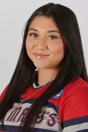 Jenavee Amador 2025 Headshot