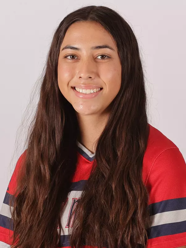 Mia Zabat 2025 Headshot