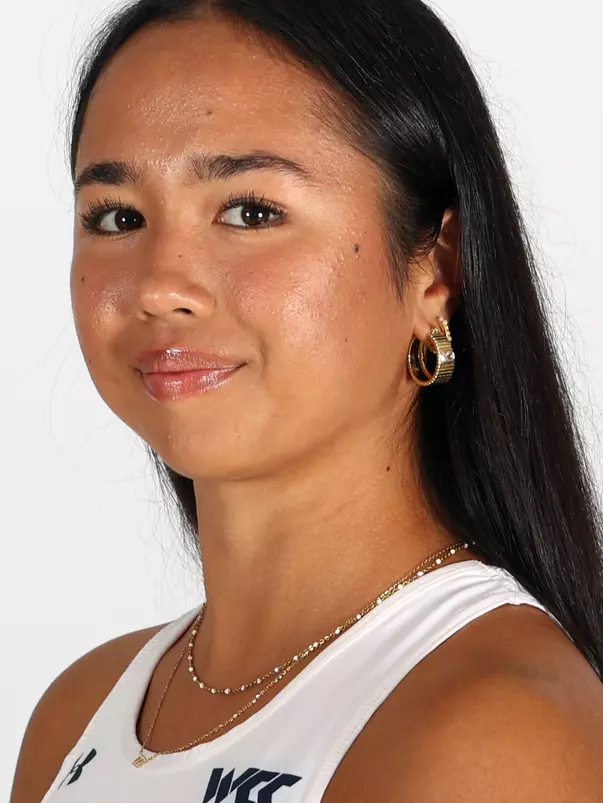 Luna Mole 2025 Headshot