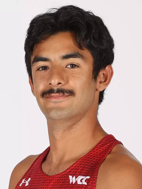 Diego Uridales 2025 Headshot