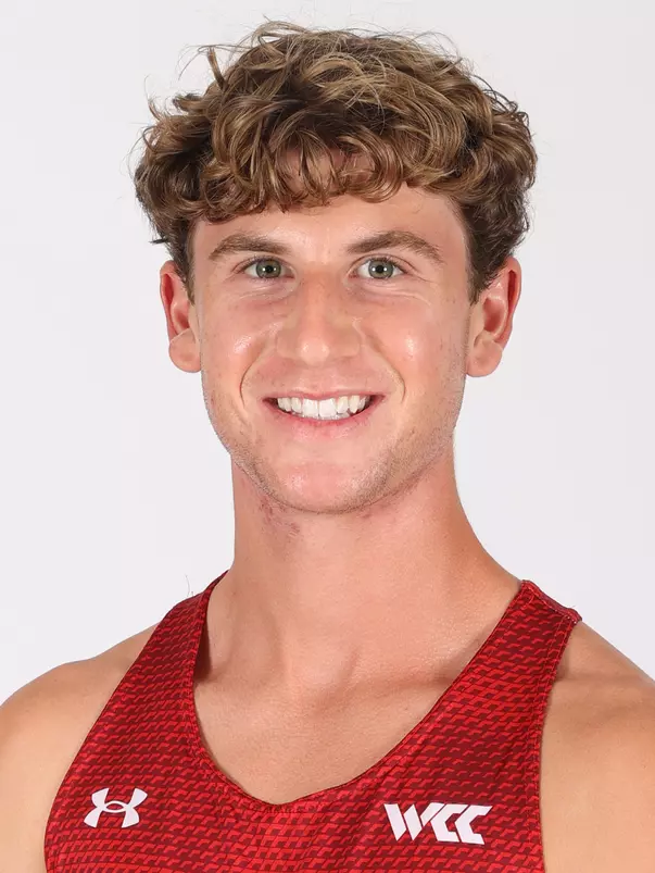 Moss Michelsen 2025 Headshot