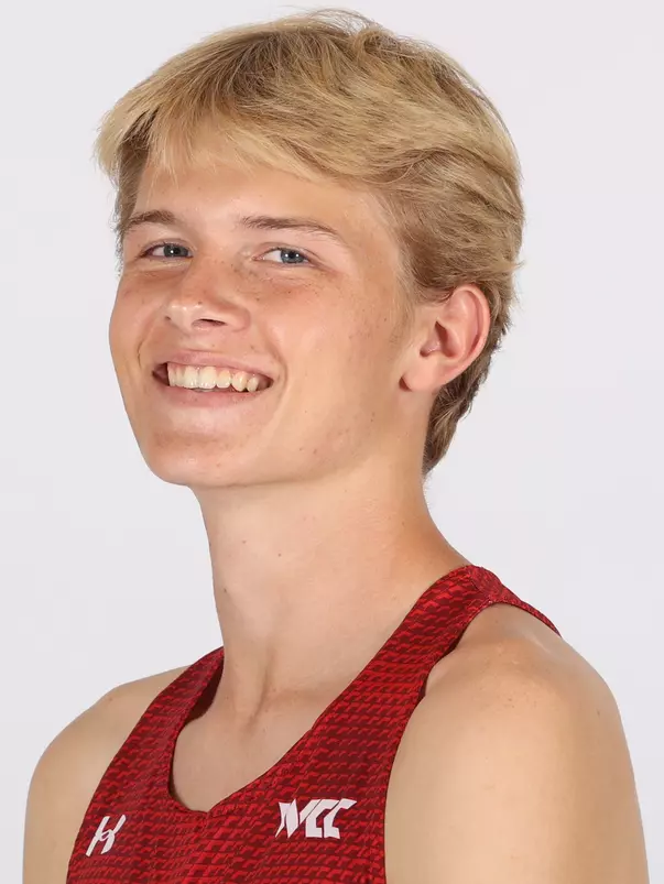 Quinn Davis 2025 Headshot