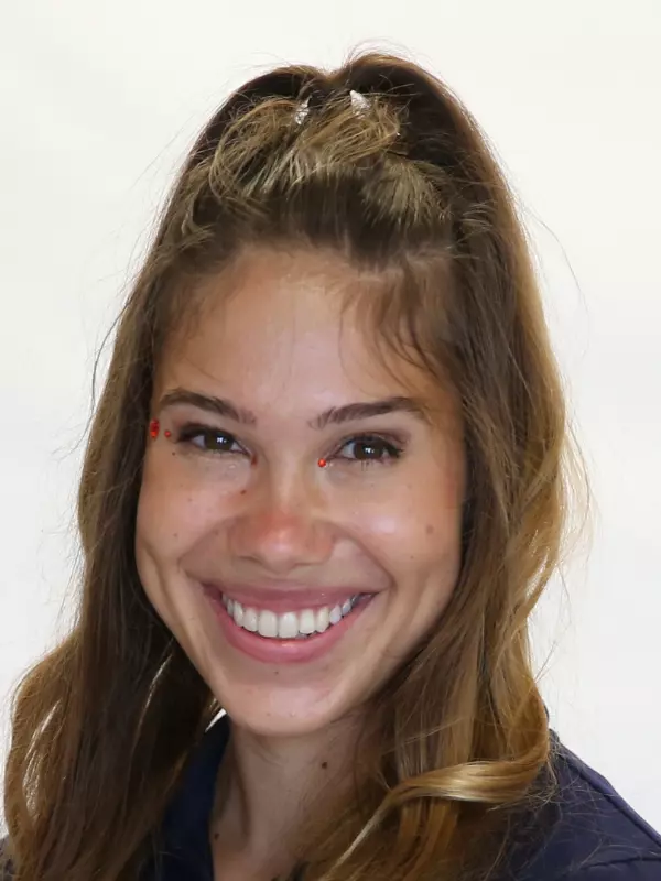 Lily_Bell_Headshot_2026