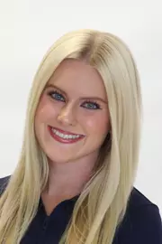 Michaela_Martin_Hesdshot_2026