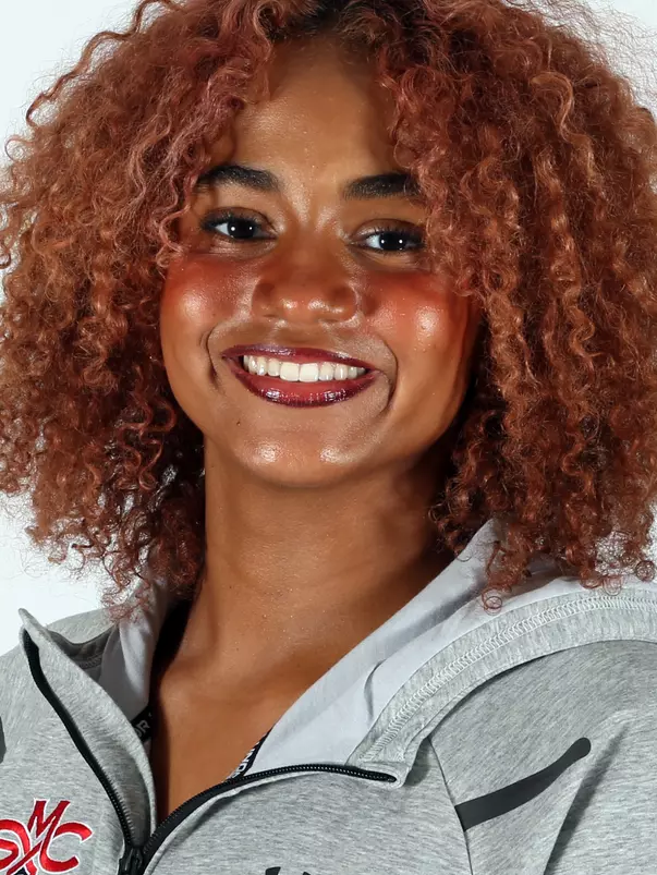 2026-27 SMC Swim Headshots