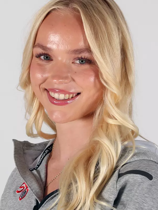 2026-27 SMC Swim Headshots