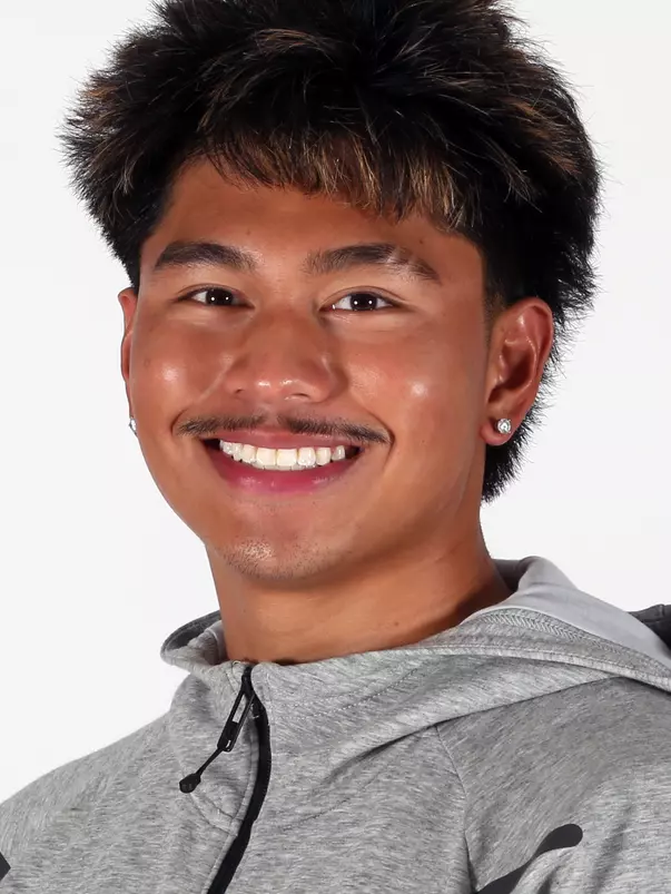 2026-27 SMC Swim Headshots
