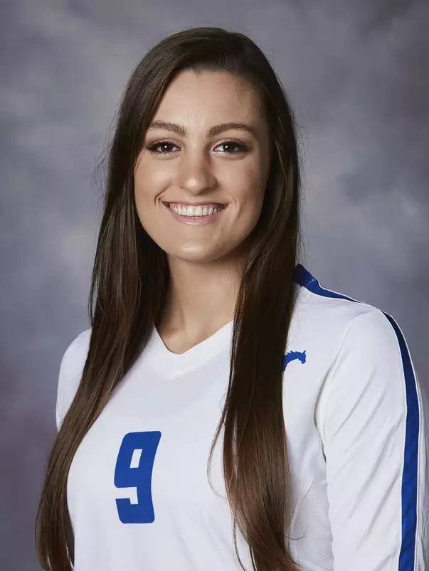 Lauren Mills 2017 Head Shot