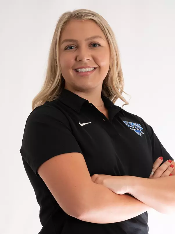 Elle Young 2020-21