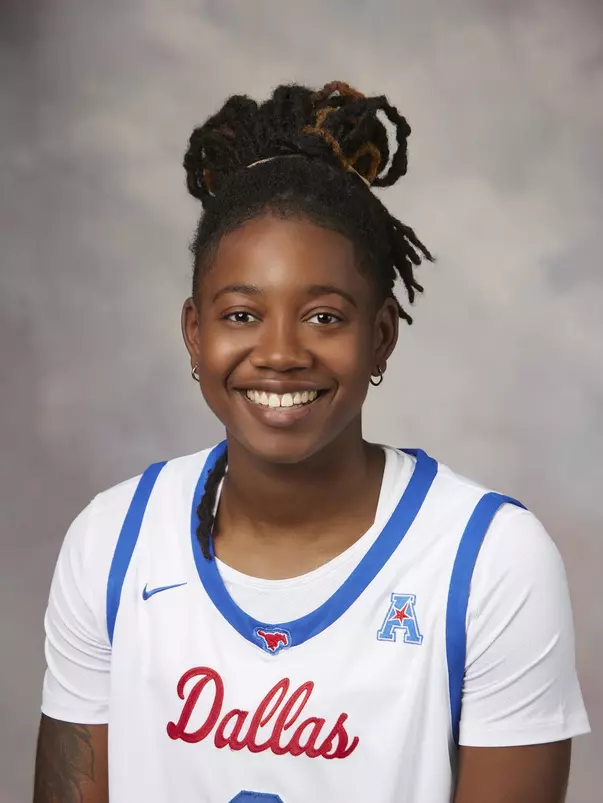 Keyanna Warthen Headshot
