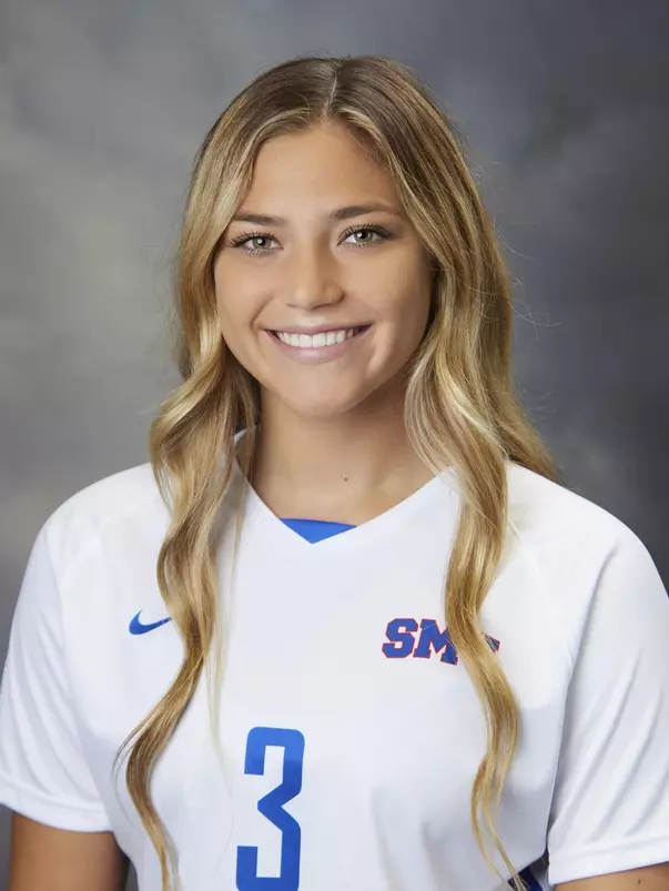 Sienna Gonzales 2021 Head Shot