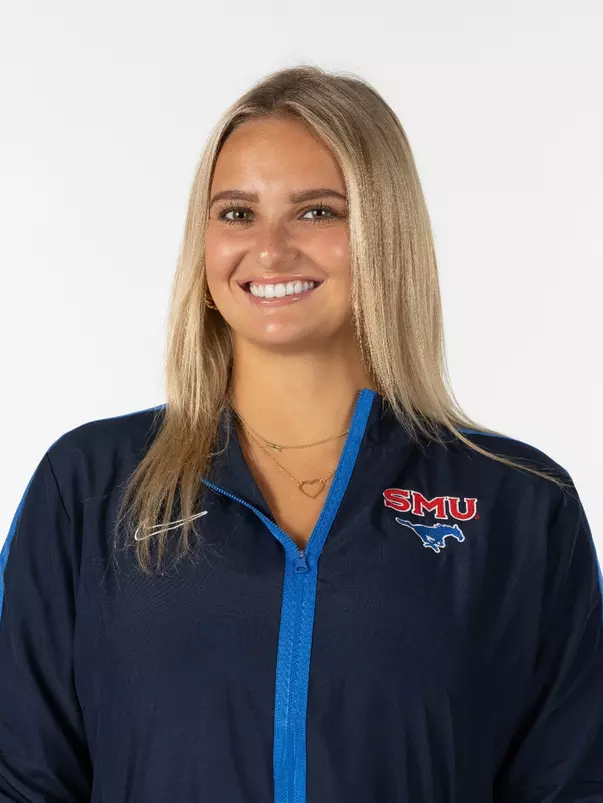 Hannah - WSD 2023 Headshot
