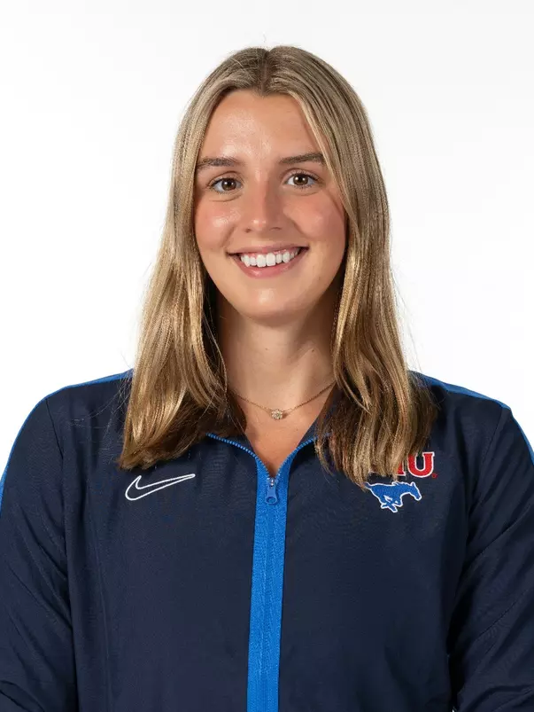 Liv - WSD 2023 Headshot