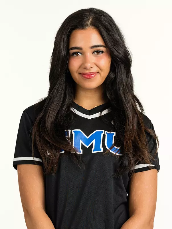 Elle Moreno - Cropped