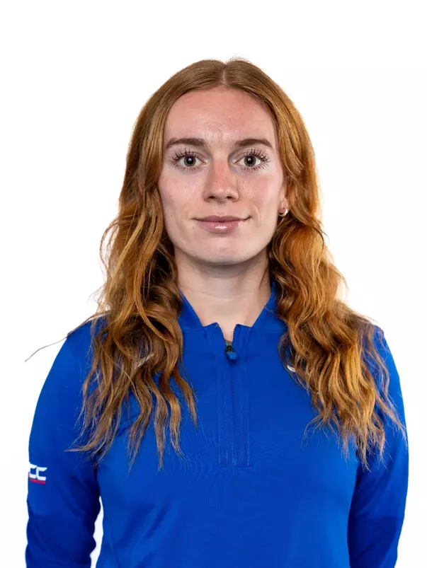 Georgia Bell Headshot