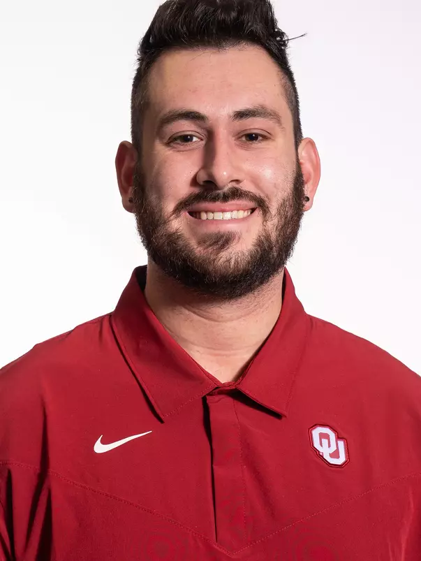 Billy De La Espriella Headshot